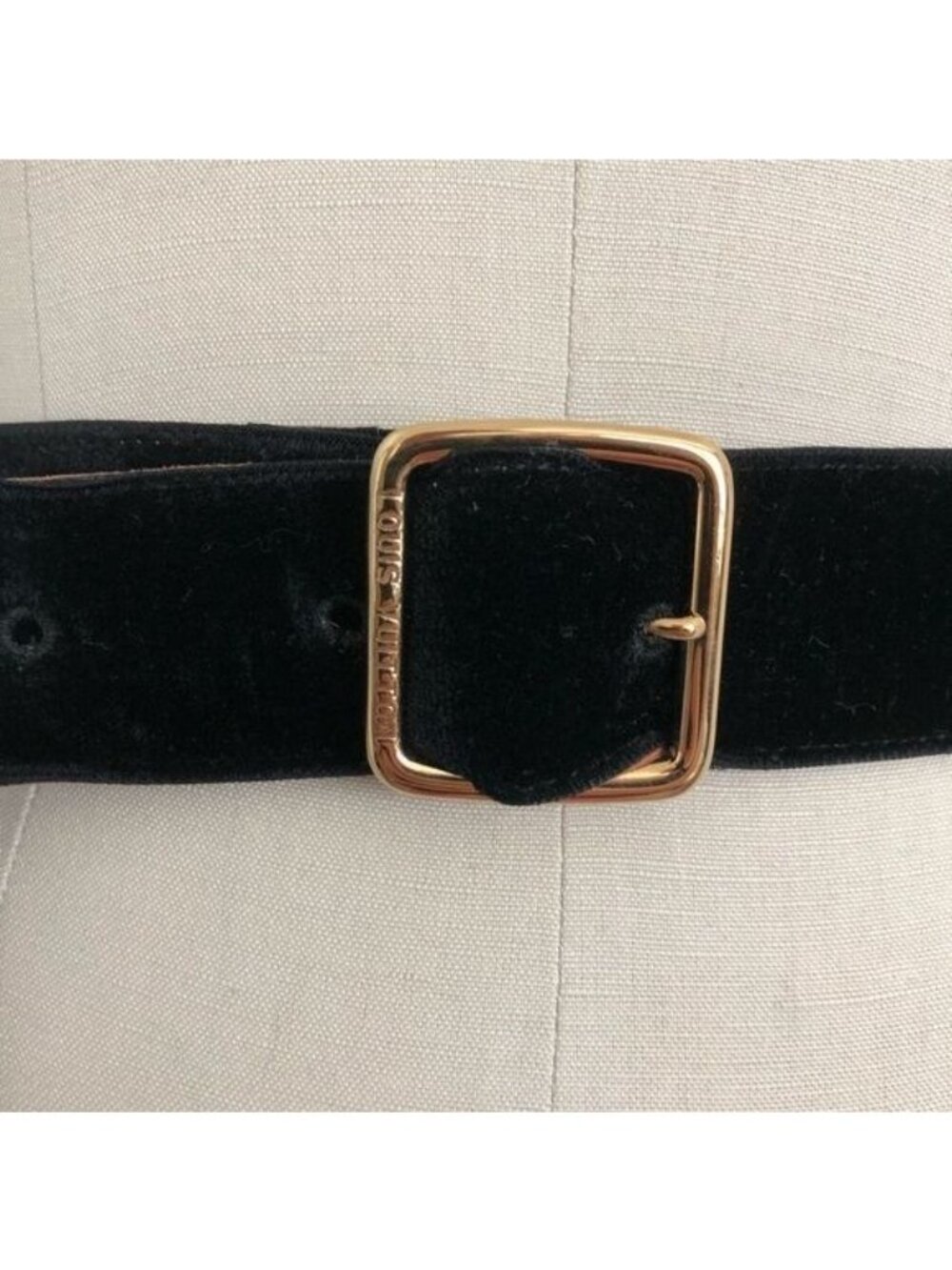Louis Vuitton Velvet Leather Backed Branded Logo Buckle Belt - Picture 3 of 11